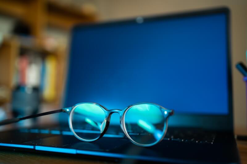 Eye Care for the Digital Generation: Protecting Your Eyes in the Digital Era